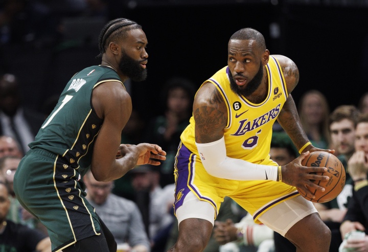 詹姆斯：杰伦·布朗有自己的想法 不愿随波逐流反而让外界误解
